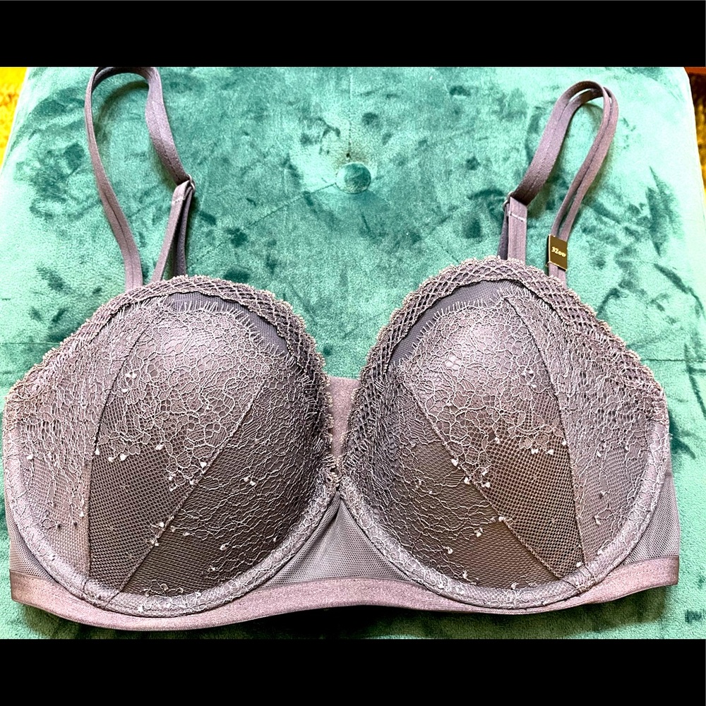 VS Bra 32DD